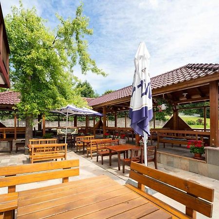 Gasthaus Hotel Beim Erich Oberhofen am Irrsee Zewnętrze zdjęcie
